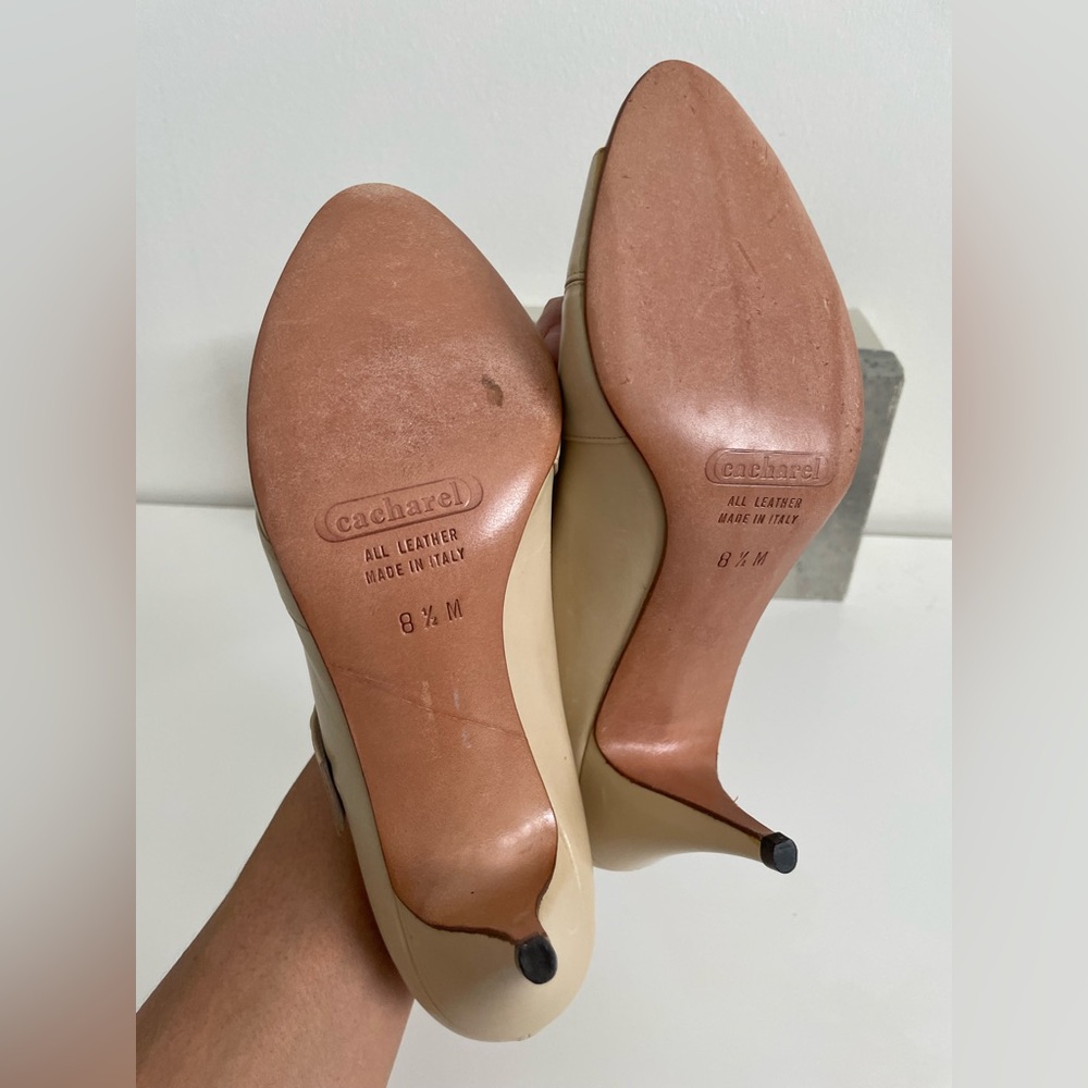 Cacharel | Vintage "Berdine" Peep Toe Pumps - Picture 5 of 7